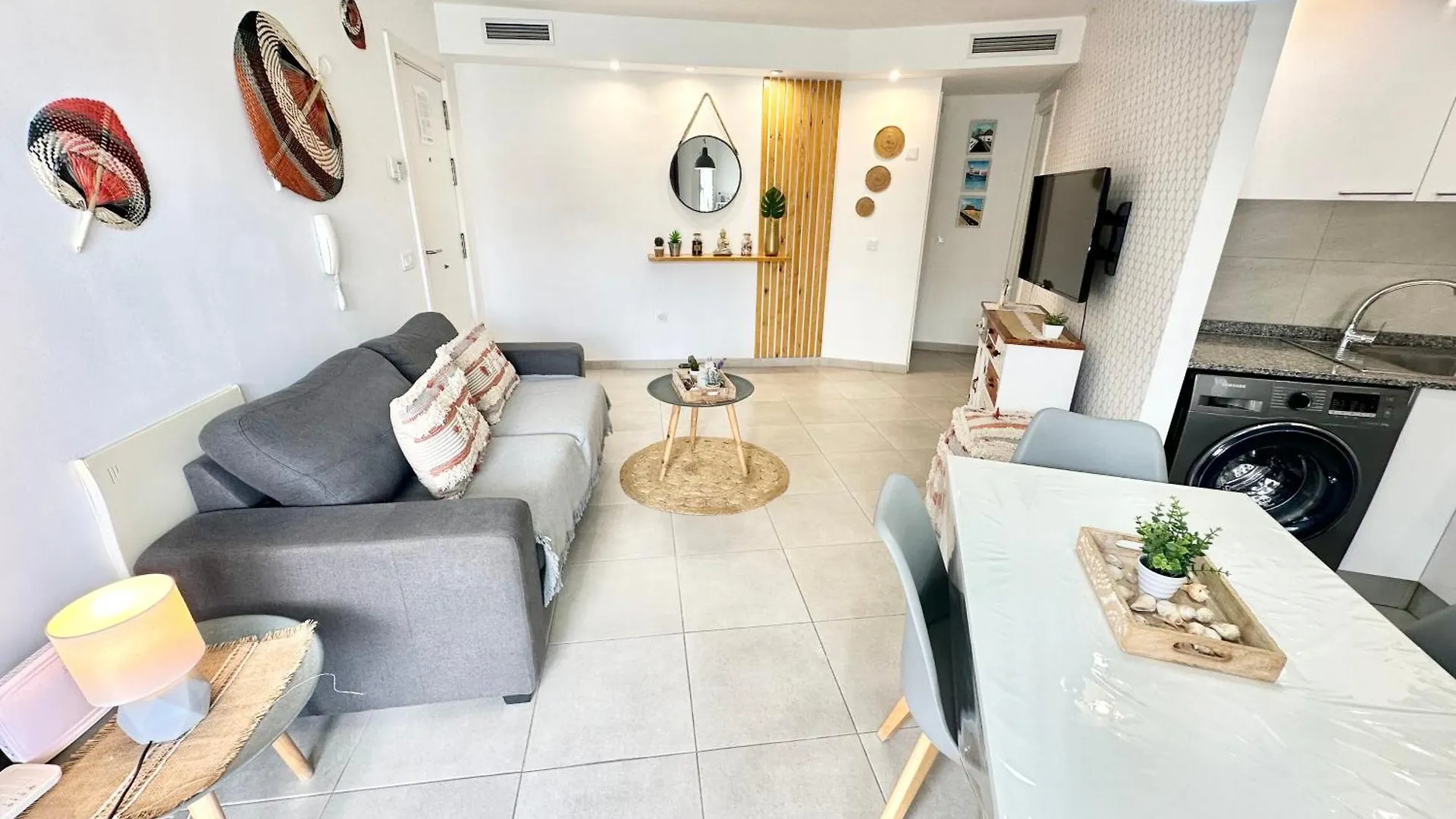 Candy Pop - Pool, 2 Terraces,Desk And High Speed Internet Apartment Corralejo